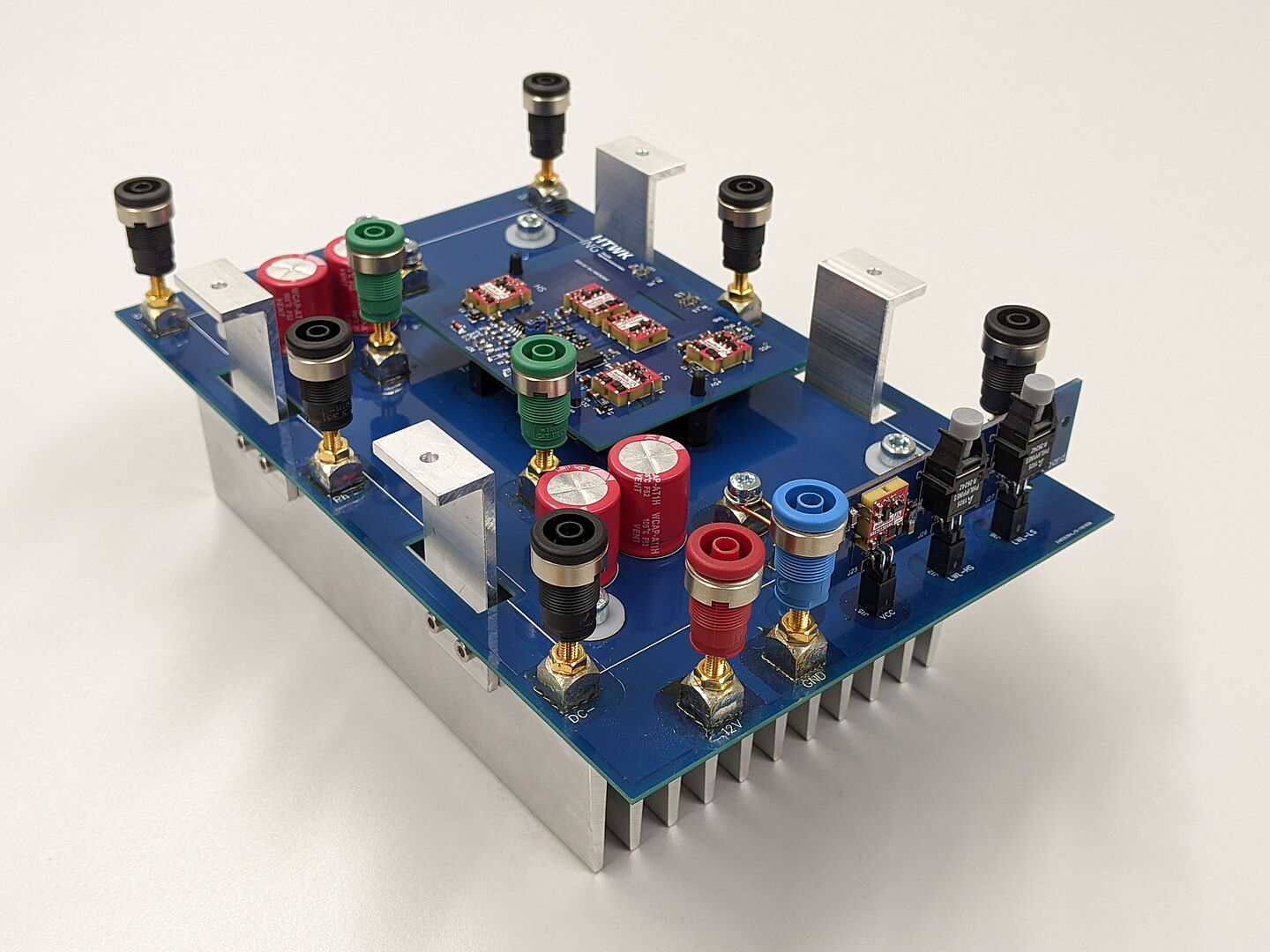 Universell einsetzbare Halbbrückenmodule